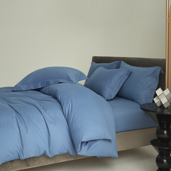 91家纺网 家纺一手货源 找家纺 柔觉家纺 新款50*50双股长绒棉纯色磨毛四件套 宾利蓝