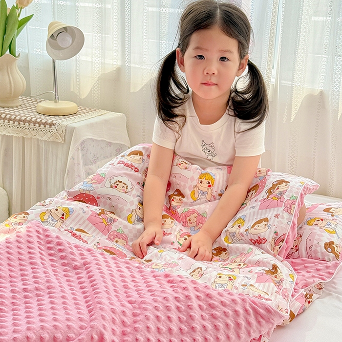 91家纺网 家纺一手货源 找家纺 十九色 2025新款亲肤舒适活套可拆全棉豆豆绒儿童睡袋防踢被 美味