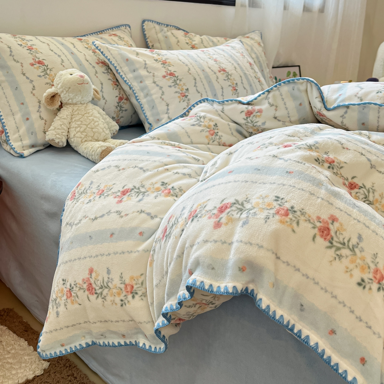 91家纺网 家纺一手货源 找家纺 （总）如一 2025高克重牛奶绒印花三角针工艺四件套