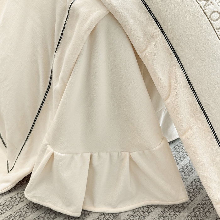 91家纺网 家纺一手货源 找家纺 席之家 2025新款75D高克重雅丝绒全消光A类母婴级280克雅丝绒四件套-皇冠 皇冠-米白