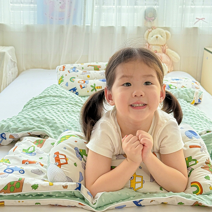 91家纺网 家纺一手货源 找家纺 十九色 2025新款亲肤舒适活套可拆全棉豆豆绒儿童睡袋防踢被 玩具车