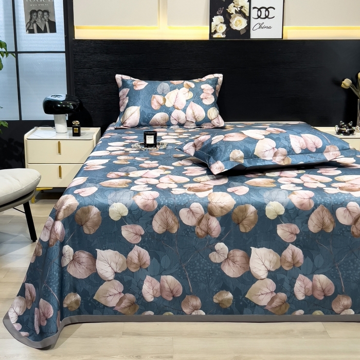 91家纺网 家纺一手货源 找家纺 梵克保罗 2025新款冰丝凉席床单款凉席三件套 绿意