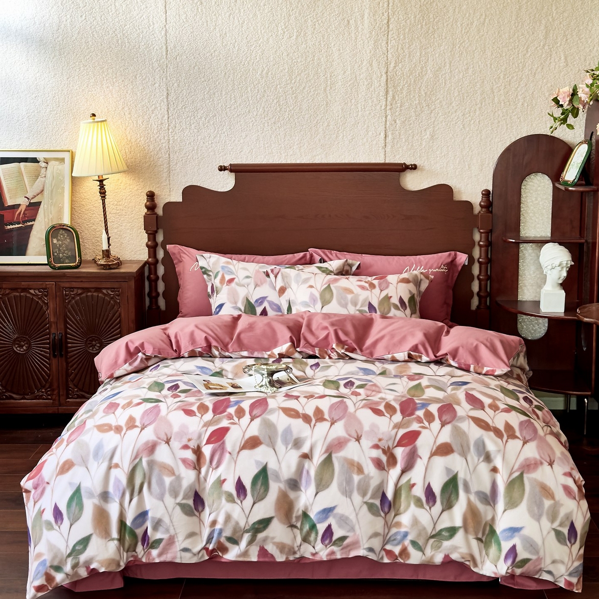 91家纺网 家纺一手货源 找家纺 由丽家纺 2025新款亲肤全棉纯棉磨毛印加绣四件套 景秋-红