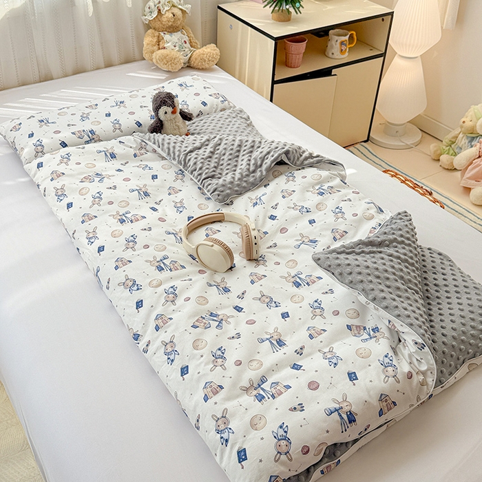 91家纺网 家纺一手货源 找家纺 十九色 2025新款亲肤舒适活套可拆全棉豆豆绒儿童睡袋防踢被 望远镜