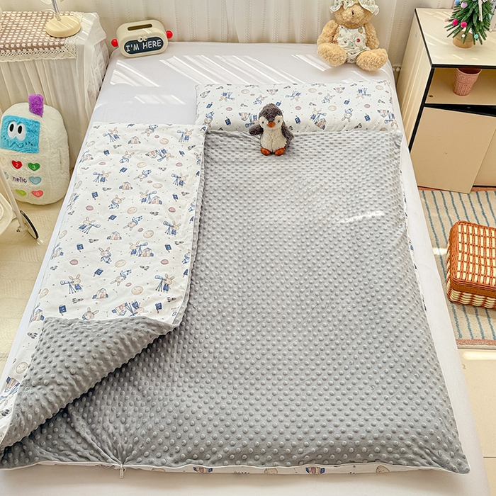 91家纺网 家纺一手货源 找家纺 十九色 2025新款亲肤舒适活套可拆全棉豆豆绒儿童睡袋防踢被 望远镜