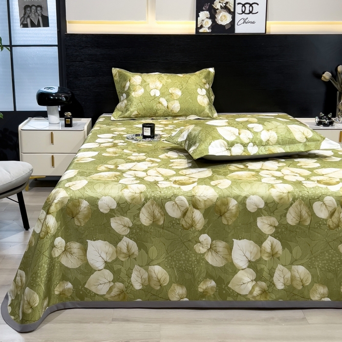 91家纺网 家纺一手货源 找家纺 梵克保罗 2025新款冰丝凉席床单款凉席三件套 绿洲