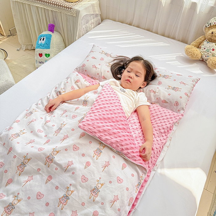 91家纺网 家纺一手货源 找家纺 十九色 2025新款亲肤舒适活套可拆全棉豆豆绒儿童睡袋防踢被 幸运兔