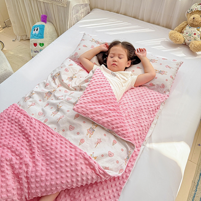 91家纺网 家纺一手货源 找家纺 十九色 2025新款亲肤舒适活套可拆全棉豆豆绒儿童睡袋防踢被 幸运兔