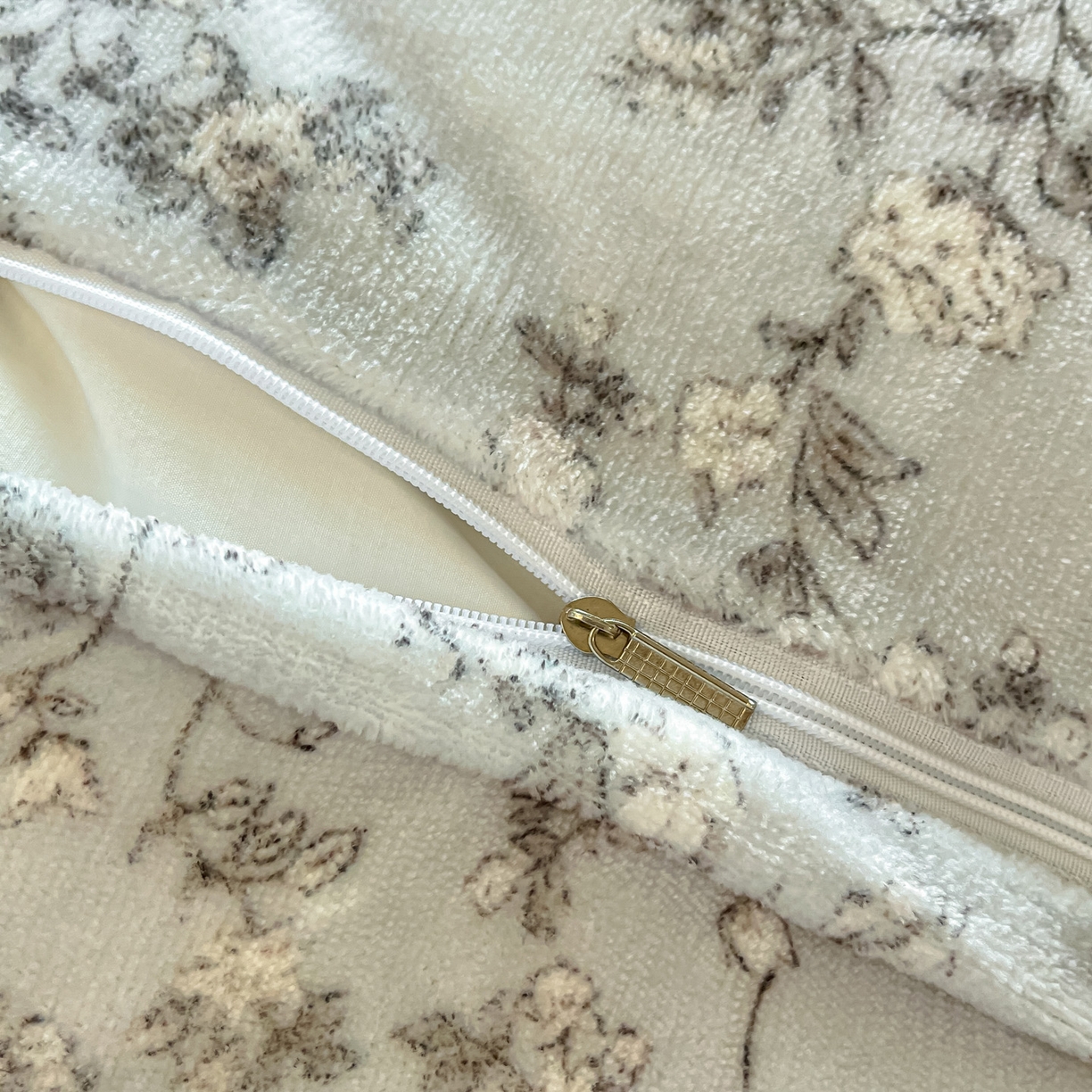 91家纺网 家纺一手货源 找家纺 如一 2025高克重牛奶绒印花三角针工艺四件套 暗香