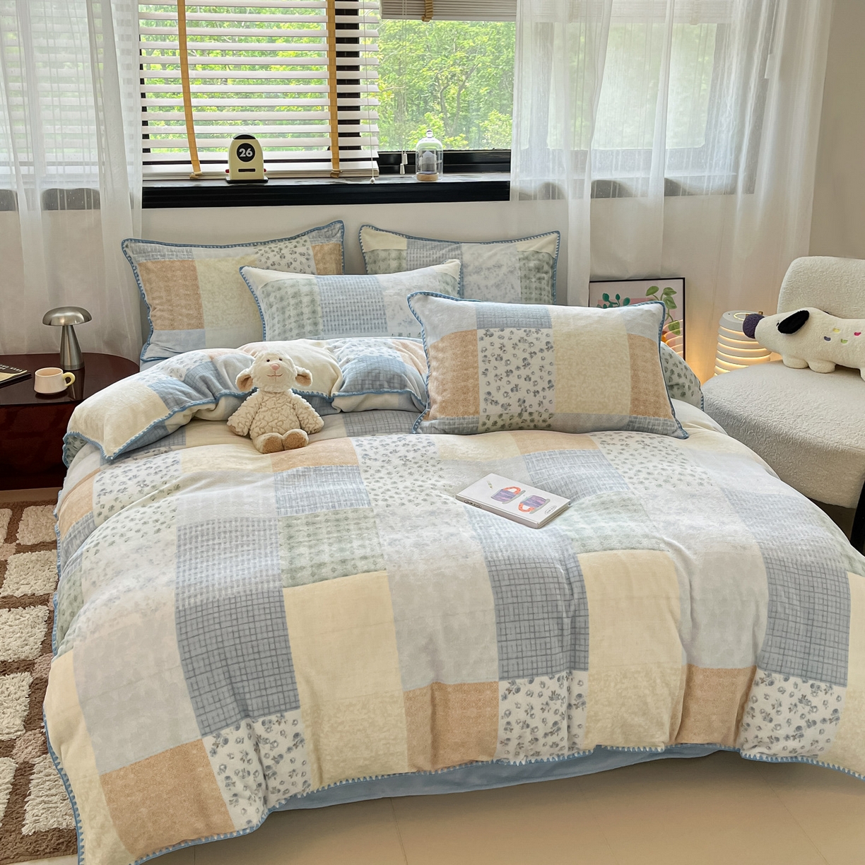 91家纺网 家纺一手货源 找家纺 如一 2025高克重牛奶绒印花三角针工艺四件套 花期