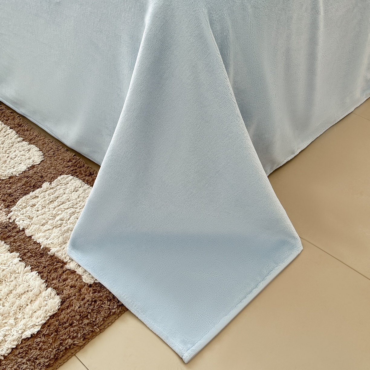 91家纺网 家纺一手货源 找家纺 如一 2025高克重牛奶绒印花三角针工艺四件套 花期