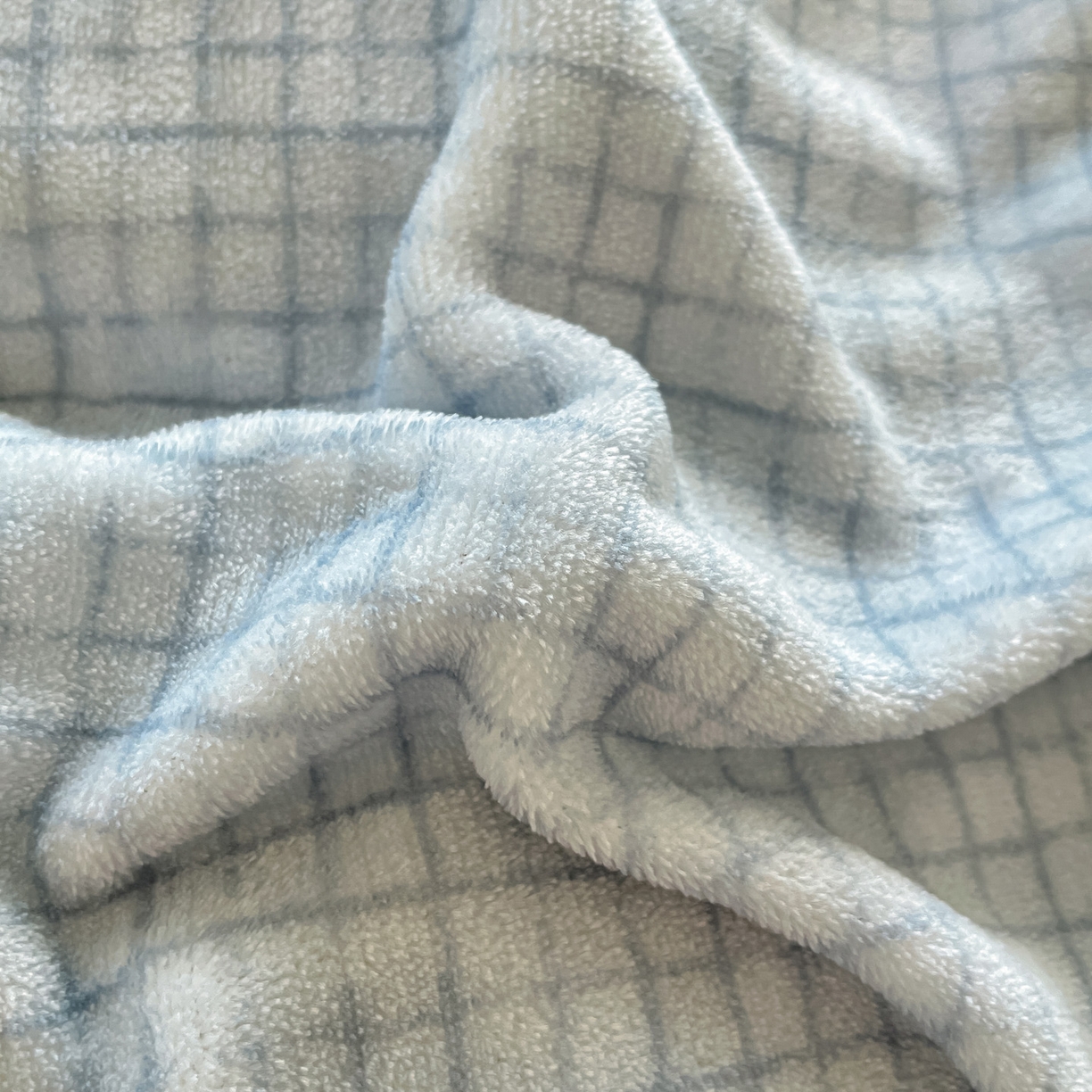 91家纺网 家纺一手货源 找家纺 如一 2025高克重牛奶绒印花三角针工艺四件套 花期