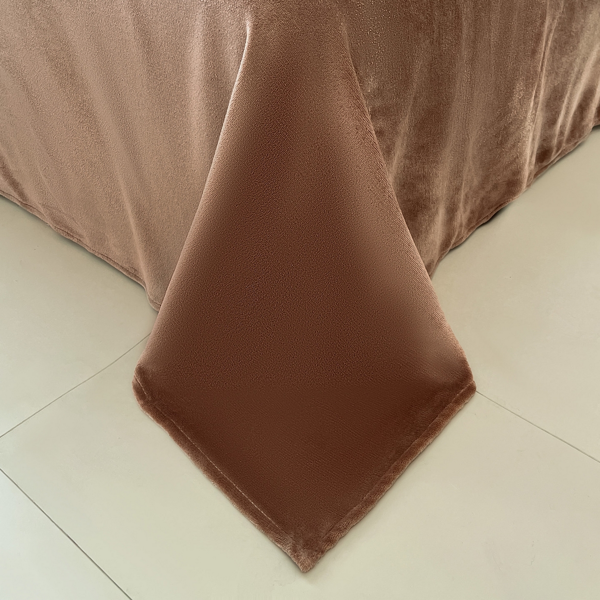 91家纺网 家纺一手货源 找家纺 如一 2025高克重牛奶绒印花三角针工艺四件套 楼兰