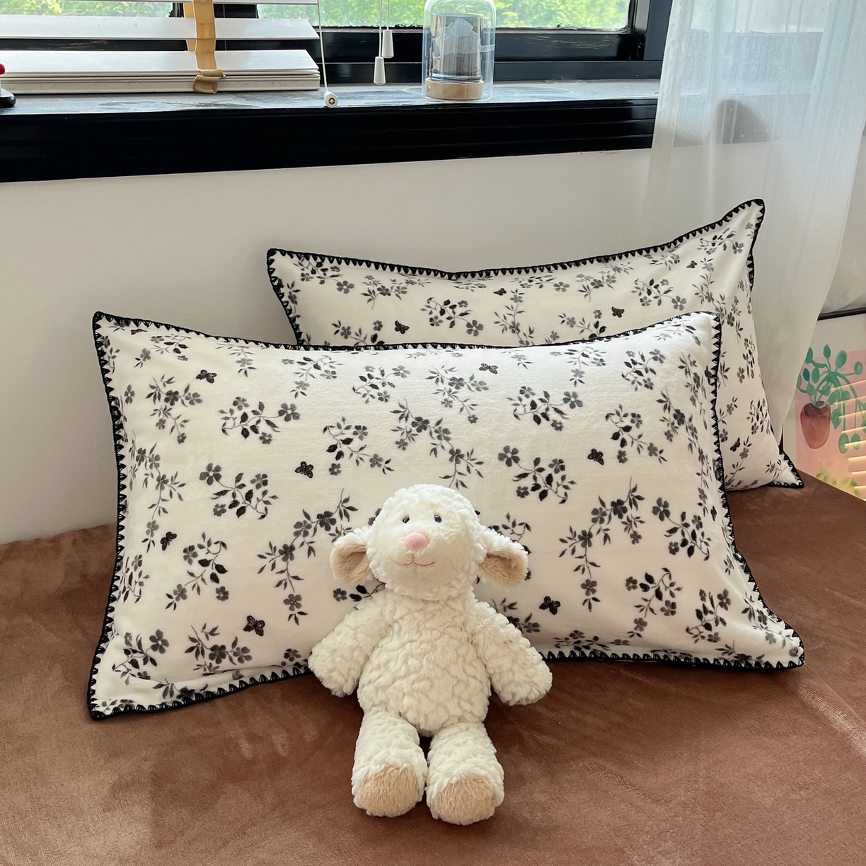 91家纺网 家纺一手货源 找家纺 如一 2025高克重牛奶绒印花三角针工艺四件套 楼兰