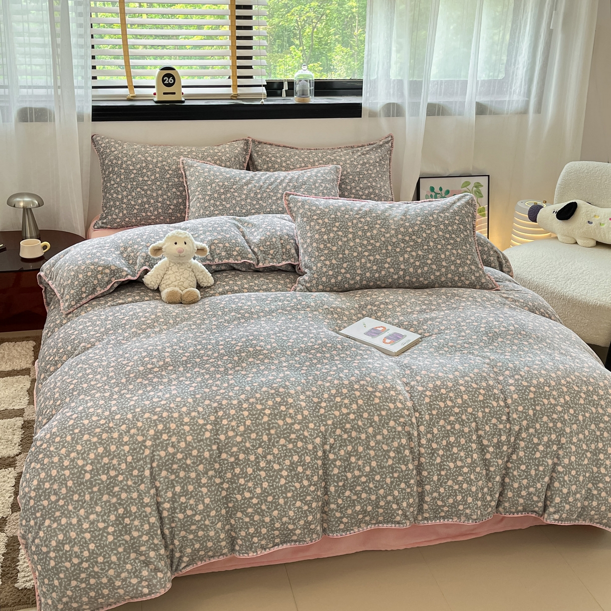 91家纺网 家纺一手货源 找家纺 如一 2025高克重牛奶绒印花三角针工艺四件套 芒种