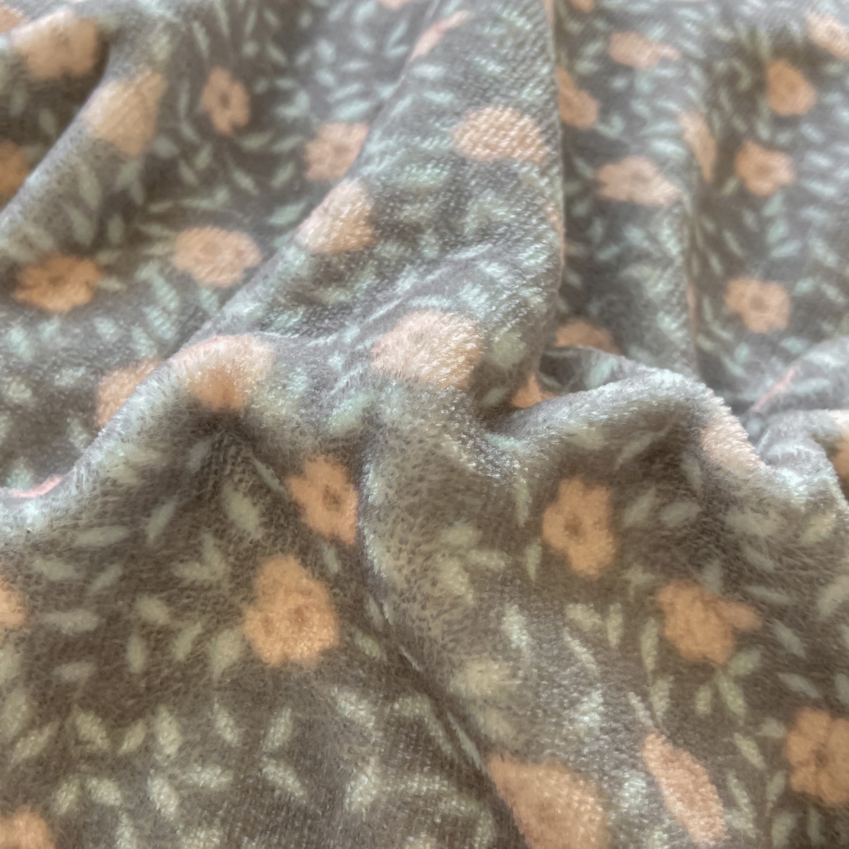 91家纺网 家纺一手货源 找家纺 如一 2025高克重牛奶绒印花三角针工艺四件套 芒种