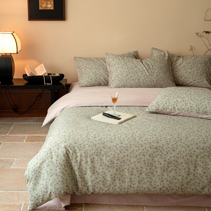 91家纺网 家纺一手货源 找家纺 眷恋家纺 2025新款全棉贡缎磨毛数码印花四件套 珑葵-绿