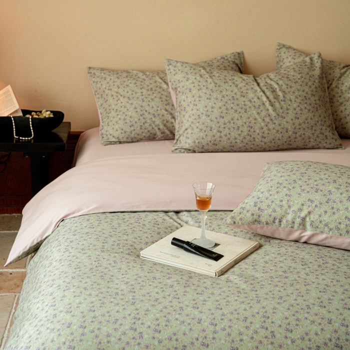 91家纺网 家纺一手货源 找家纺 眷恋家纺 2025新款全棉贡缎磨毛数码印花四件套 珑葵-绿