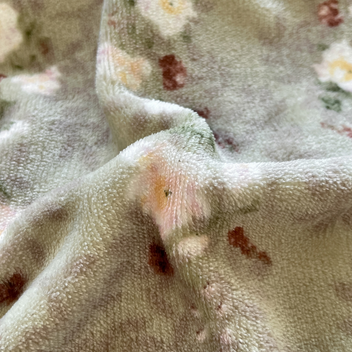 91家纺网 家纺一手货源 找家纺 如一 2025高克重牛奶绒印花三角针工艺四件套 香榭