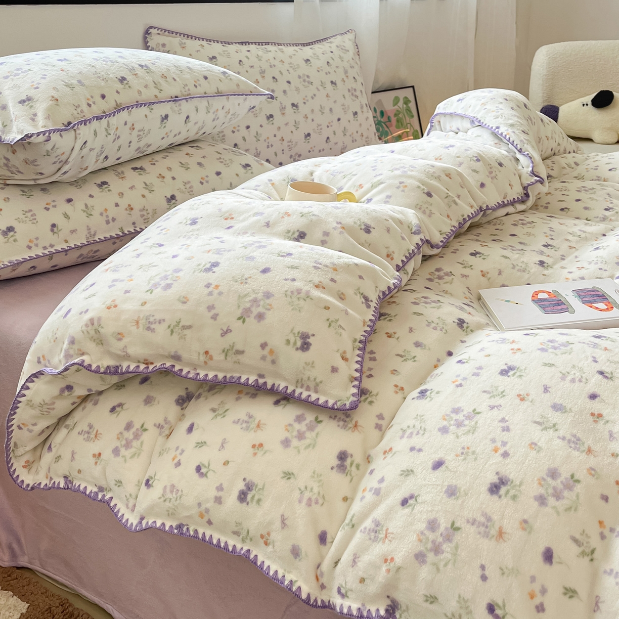 91家纺网 家纺一手货源 找家纺 如一 2025高克重牛奶绒印花三角针工艺四件套 芽青