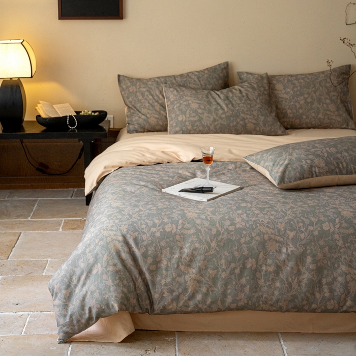 91家纺网 家纺一手货源 找家纺 眷恋家纺 2025新款全棉贡缎磨毛数码印花四件套 莳萝-绿