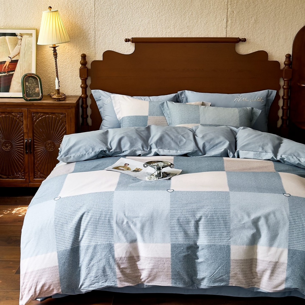 91家纺网 家纺一手货源 找家纺 由丽家纺 2025新款亲肤全棉纯棉磨毛印加绣四件套 沐弦-蓝