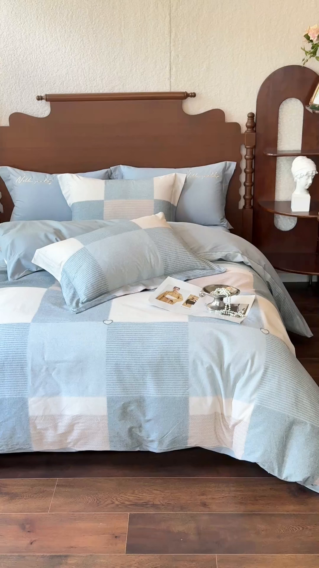 91家纺网 家纺一手货源 找家纺 由丽家纺 2025新款亲肤全棉纯棉磨毛印加绣四件套 沐弦-蓝