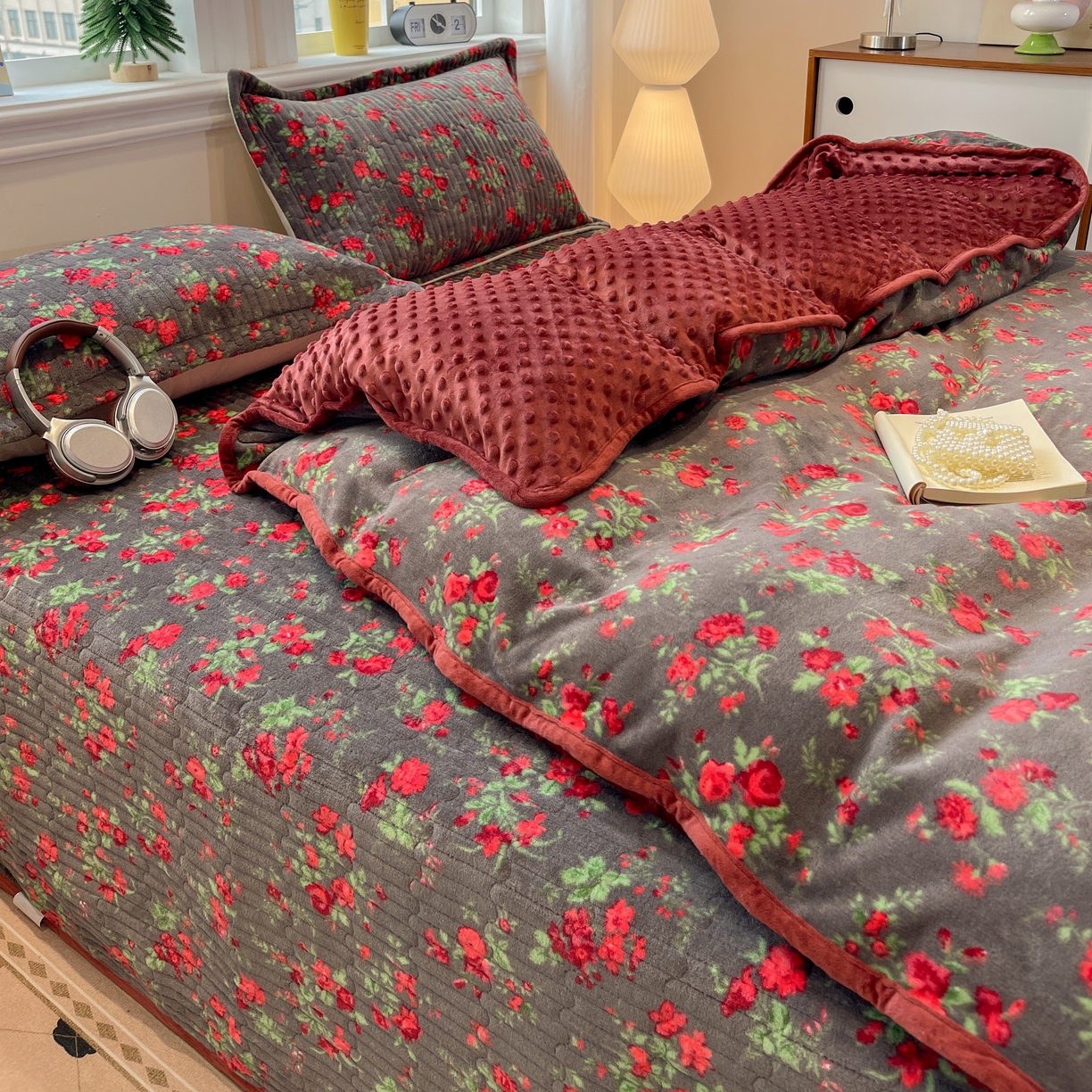 91家纺网 家纺一手货源 找家纺 元熙 2025新款印花小清新韩国绒牛奶绒豆豆床盖四件套 玫瑰故事