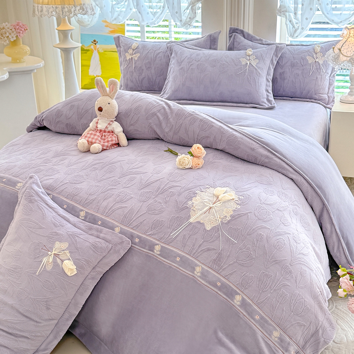 91家纺网 家纺一手货源 找家纺 （总）艾唯希家纺 2025新款全棉纯棉色织小提花工艺四件套-开心兔系列