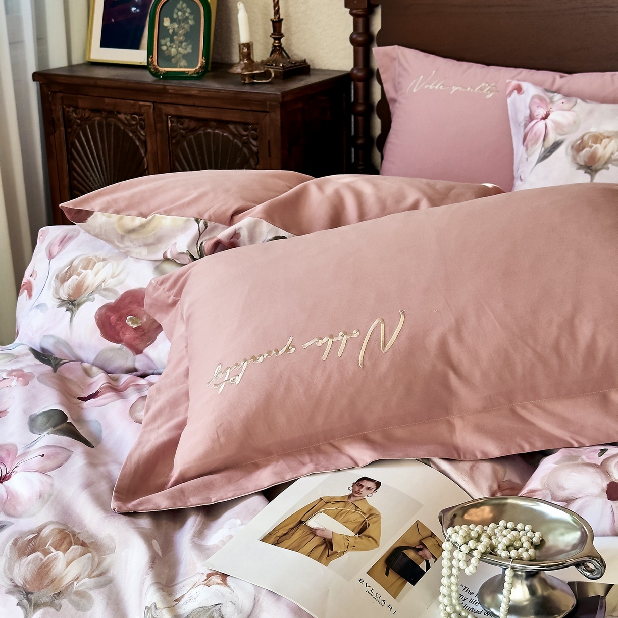 91家纺网 家纺一手货源 找家纺 由丽家纺 2025新款亲肤全棉纯棉磨毛印加绣四件套 鸢香-豆沙