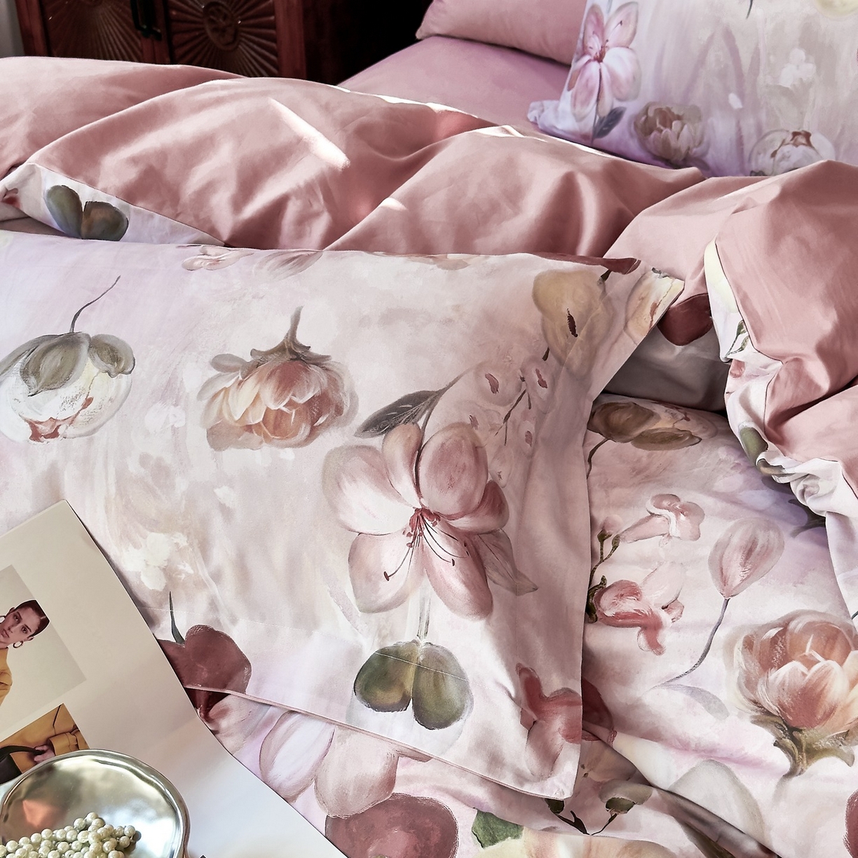 91家纺网 家纺一手货源 找家纺 由丽家纺 2025新款亲肤全棉纯棉磨毛印加绣四件套 鸢香-豆沙