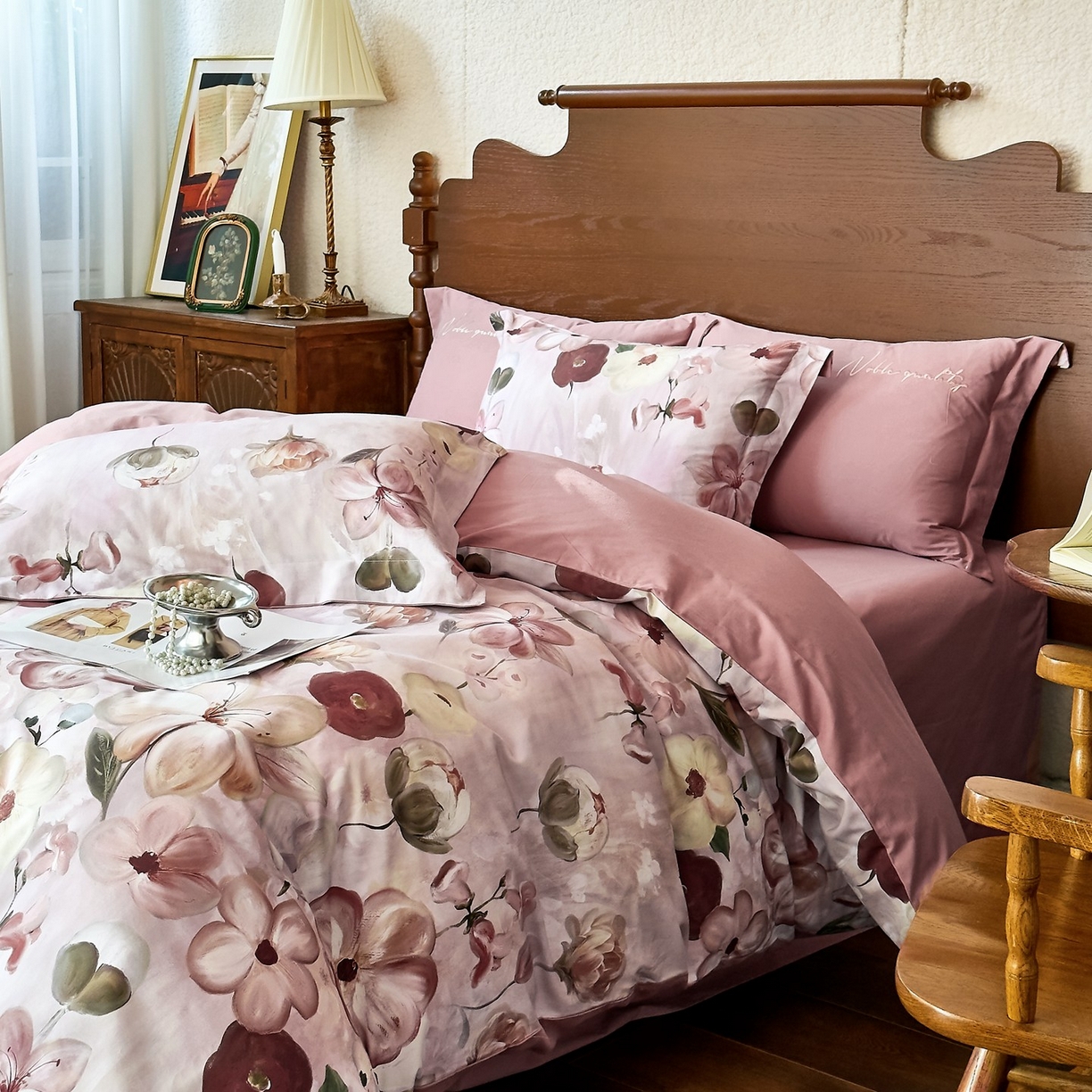 91家纺网 家纺一手货源 找家纺 由丽家纺 2025新款亲肤全棉纯棉磨毛印加绣四件套 鸢香-豆沙