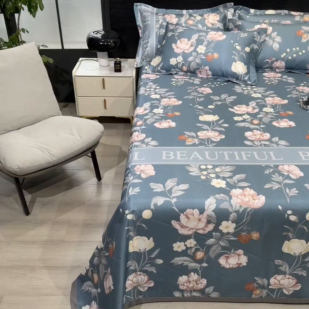 91家纺网 家纺一手货源 找家纺 梵克保罗 2025新款冰丝凉席床单款凉席三件套 蜜桃花