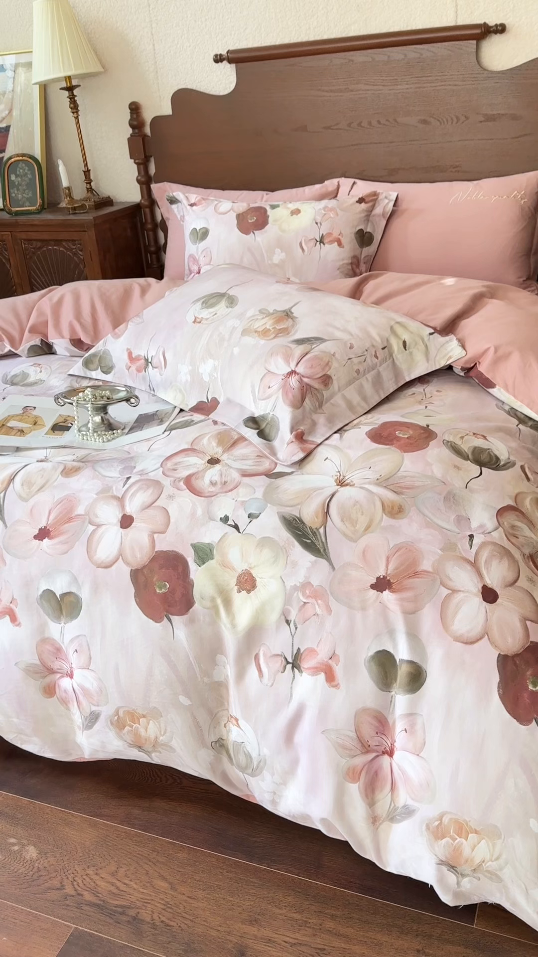 91家纺网 家纺一手货源 找家纺 由丽家纺 2025新款亲肤全棉纯棉磨毛印加绣四件套 鸢香-豆沙