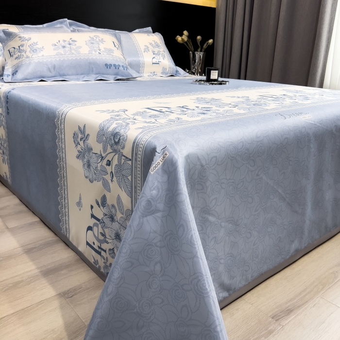 91家纺网 家纺一手货源 找家纺 梵克保罗 2025新款冰丝凉席床单款凉席三件套 凝光