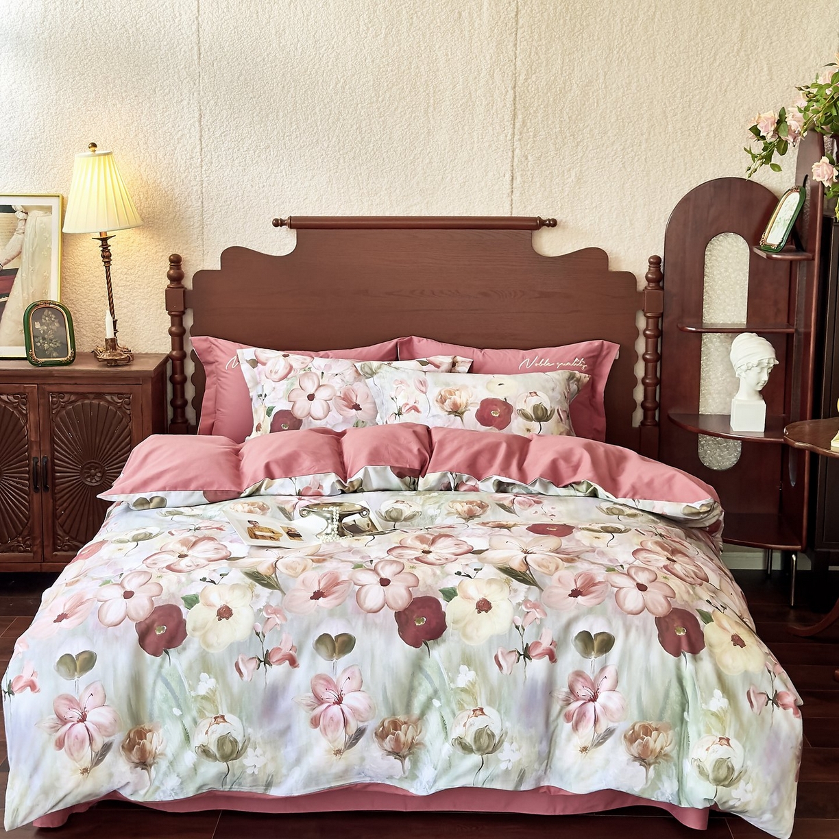 91家纺网 家纺一手货源 找家纺 由丽家纺 2025新款亲肤全棉纯棉磨毛印加绣四件套 鸢香-红