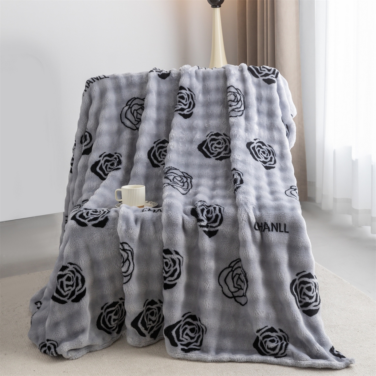 91家纺网 家纺一手货源 找家纺 安琪家纺 2025新款爆品temu希音TK350g山茶花仿兔毛绒毯休闲大泡泡毯跨境外贸出口  山茶花-灰