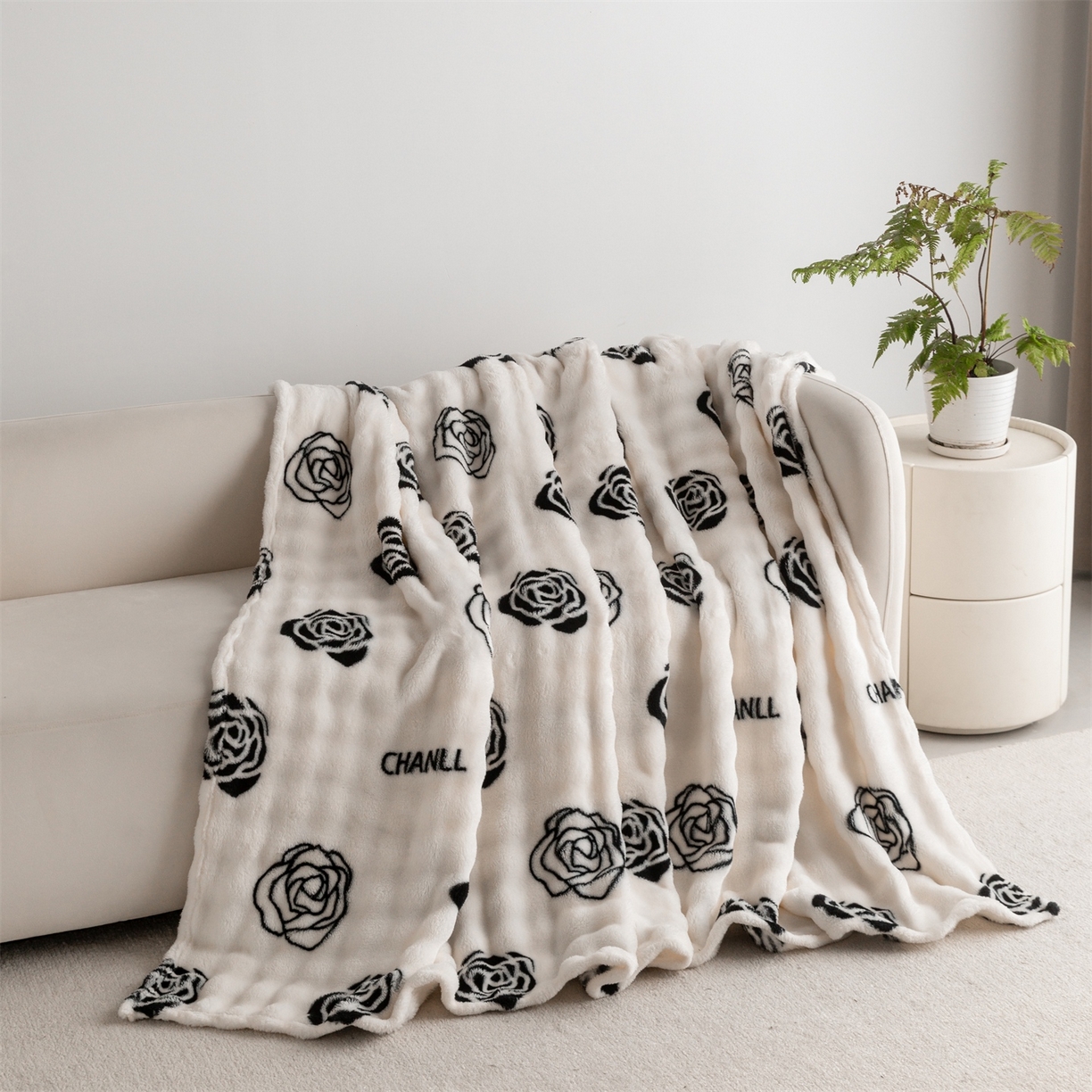 91家纺网 家纺一手货源 找家纺 （总）安琪家纺 2025新款爆品temu希音TK350g山茶花仿兔毛绒毯休闲大泡泡毯跨境外贸出口 