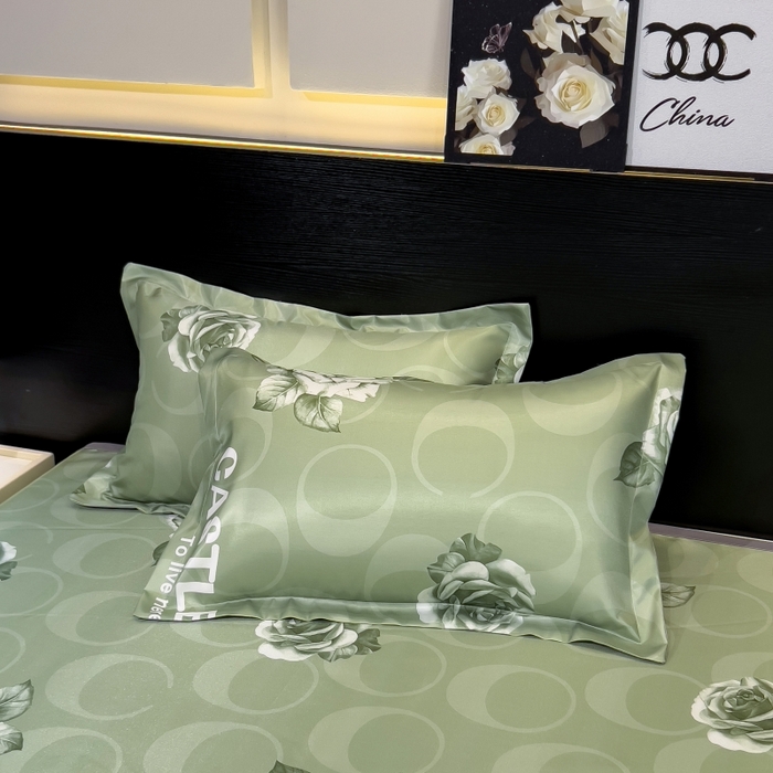 91家纺网 家纺一手货源 找家纺 梵克保罗 2025新款冰丝凉席床单款凉席三件套 雨桐绿