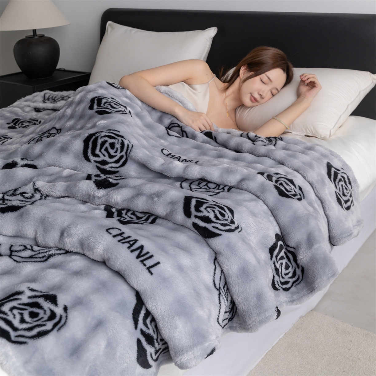 91家纺网 家纺一手货源 找家纺 安琪家纺 2025新款爆品temu希音TK350g山茶花仿兔毛绒毯休闲大泡泡毯跨境外贸出口  山茶花-灰