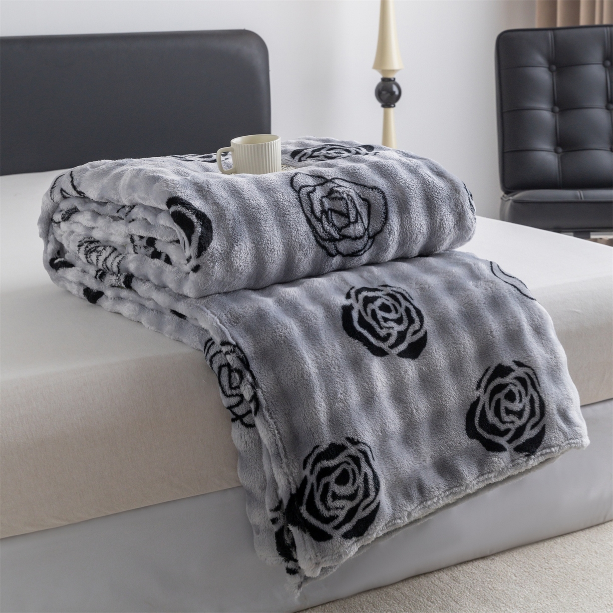 91家纺网 家纺一手货源 找家纺 安琪家纺 2025新款爆品temu希音TK350g山茶花仿兔毛绒毯休闲大泡泡毯跨境外贸出口  山茶花-灰