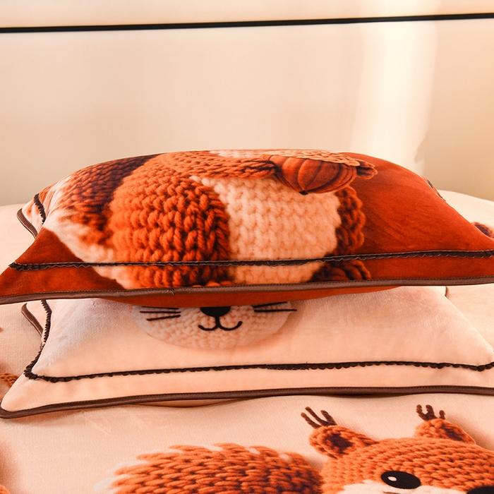 91家纺网 家纺一手货源 找家纺 雨洋2025新款加厚保暖8.5斤牛奶绒金貂婴儿绒四件套 三只松鼠