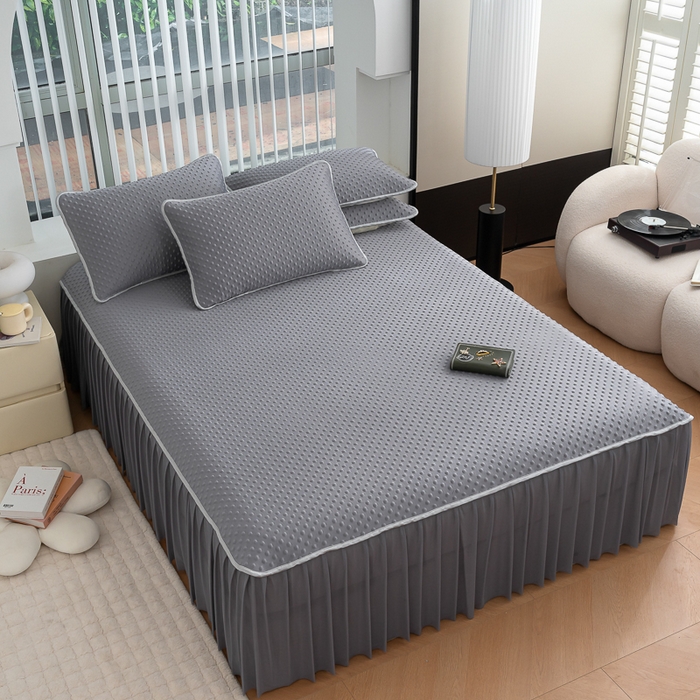 91家纺网 家纺一手货源 找家纺 梵克保罗 2025新款3D直播网红热款凉感丝冰豆豆三明治复合床裙款凉席三件套 贵族灰