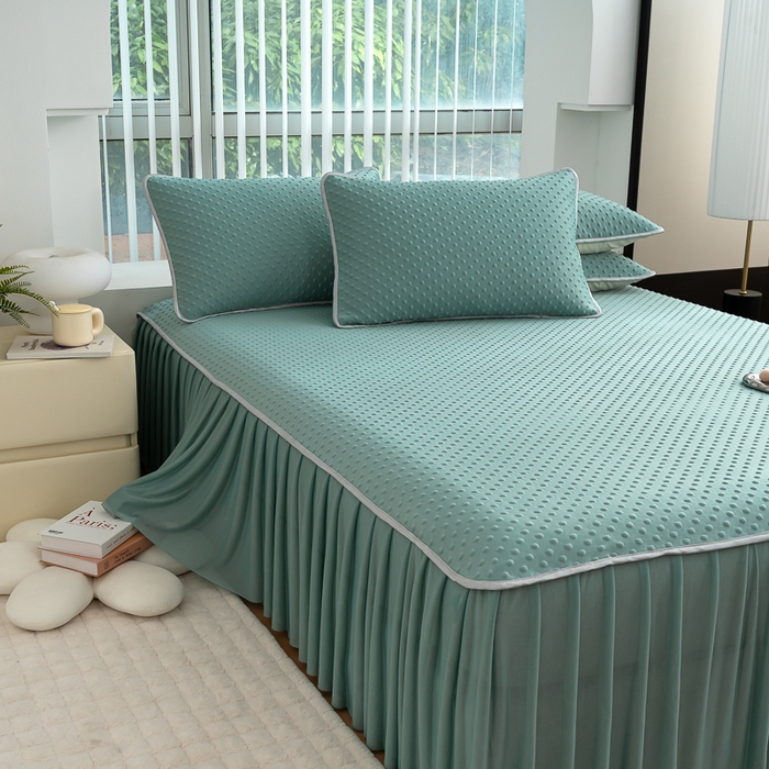 91家纺网 家纺一手货源 找家纺 梵克保罗 2025新款3D直播网红热款凉感丝冰豆豆三明治复合床裙款凉席三件套 果绿