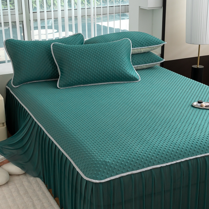 91家纺网 家纺一手货源 找家纺 梵克保罗 2025新款3D直播网红热款凉感丝冰豆豆三明治复合床裙款凉席三件套 墨绿