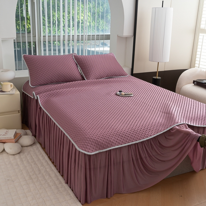 91家纺网 家纺一手货源 找家纺 梵克保罗 2025新款3D直播网红热款凉感丝冰豆豆三明治复合床裙款凉席三件套 香芋紫