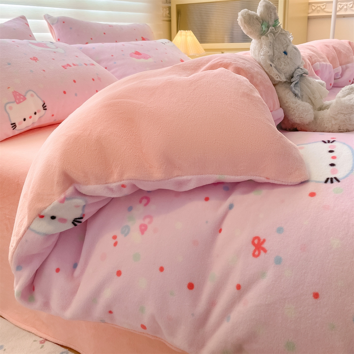 91家纺网 家纺一手货源 找家纺 （总）美澳家纺 2025新款190克加厚牛奶绒印花四件套