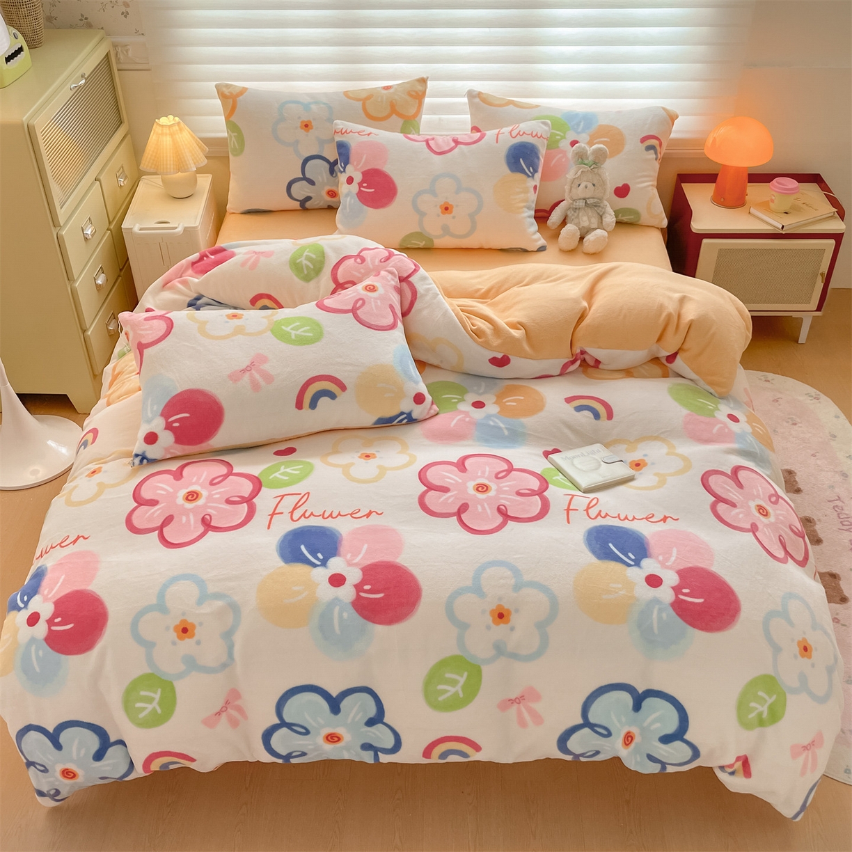 91家纺网 家纺一手货源 找家纺 美澳家纺 2025新款190克加厚牛奶绒印花四件套 多彩生活