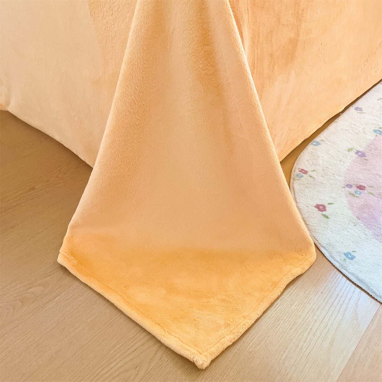 91家纺网 家纺一手货源 找家纺 美澳家纺 2025新款190克加厚牛奶绒印花四件套 繁华