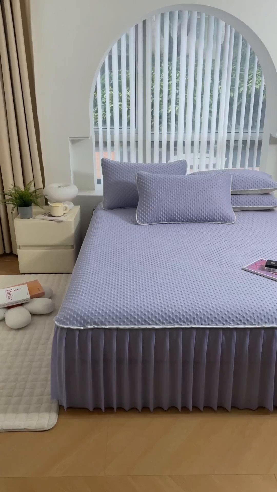 91家纺网 家纺一手货源 找家纺 梵克保罗 2025新款3D直播网红热款凉感丝冰豆豆三明治复合床裙款凉席三件套 熏衣紫